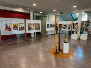 Foyer-ViechtacherAusstellung Foto: TI Viechtach